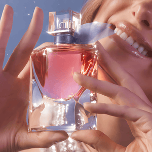 La-Vie-Est-Belle-Lancôme-Eau-de-Parfum-02